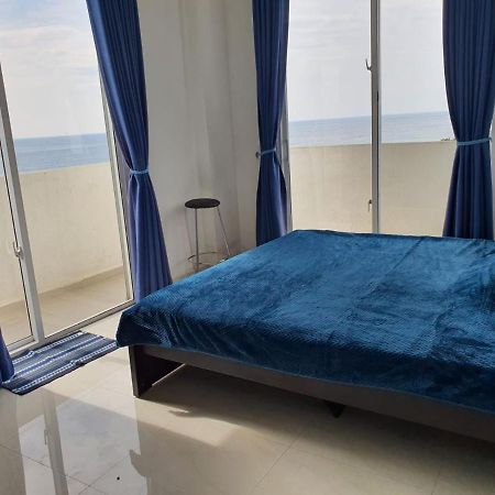 New 2 Bedroom Apartment, 100M Away From The Beach Dehiwala-Mount Lavinia Kültér fotó