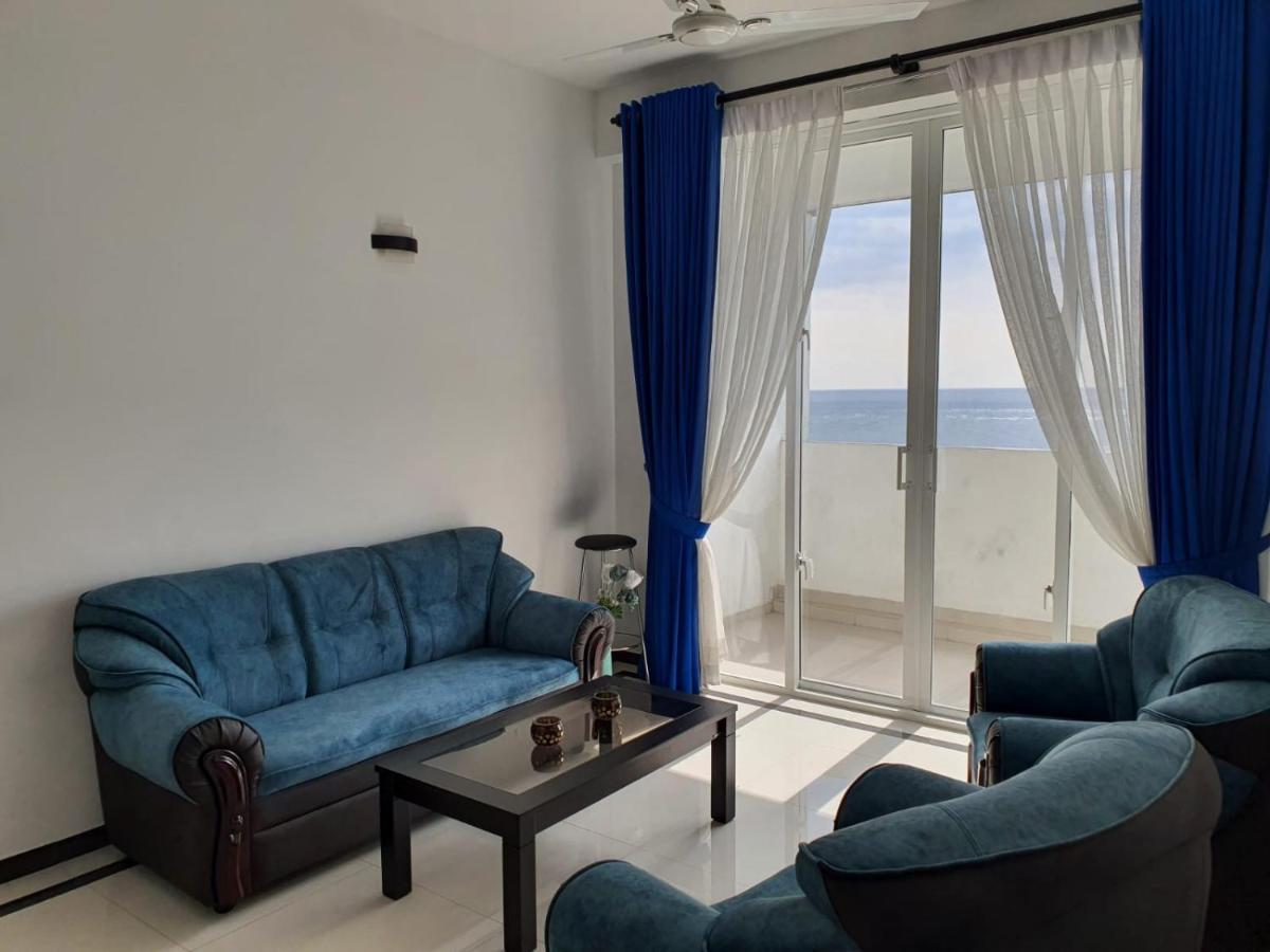 New 2 Bedroom Apartment, 100M Away From The Beach Dehiwala-Mount Lavinia Kültér fotó