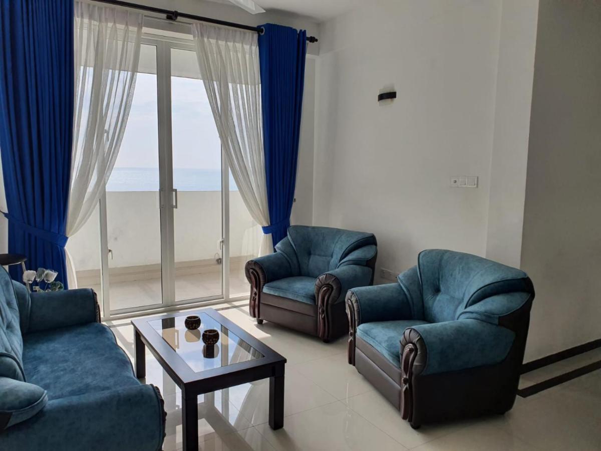 New 2 Bedroom Apartment, 100M Away From The Beach Dehiwala-Mount Lavinia Kültér fotó